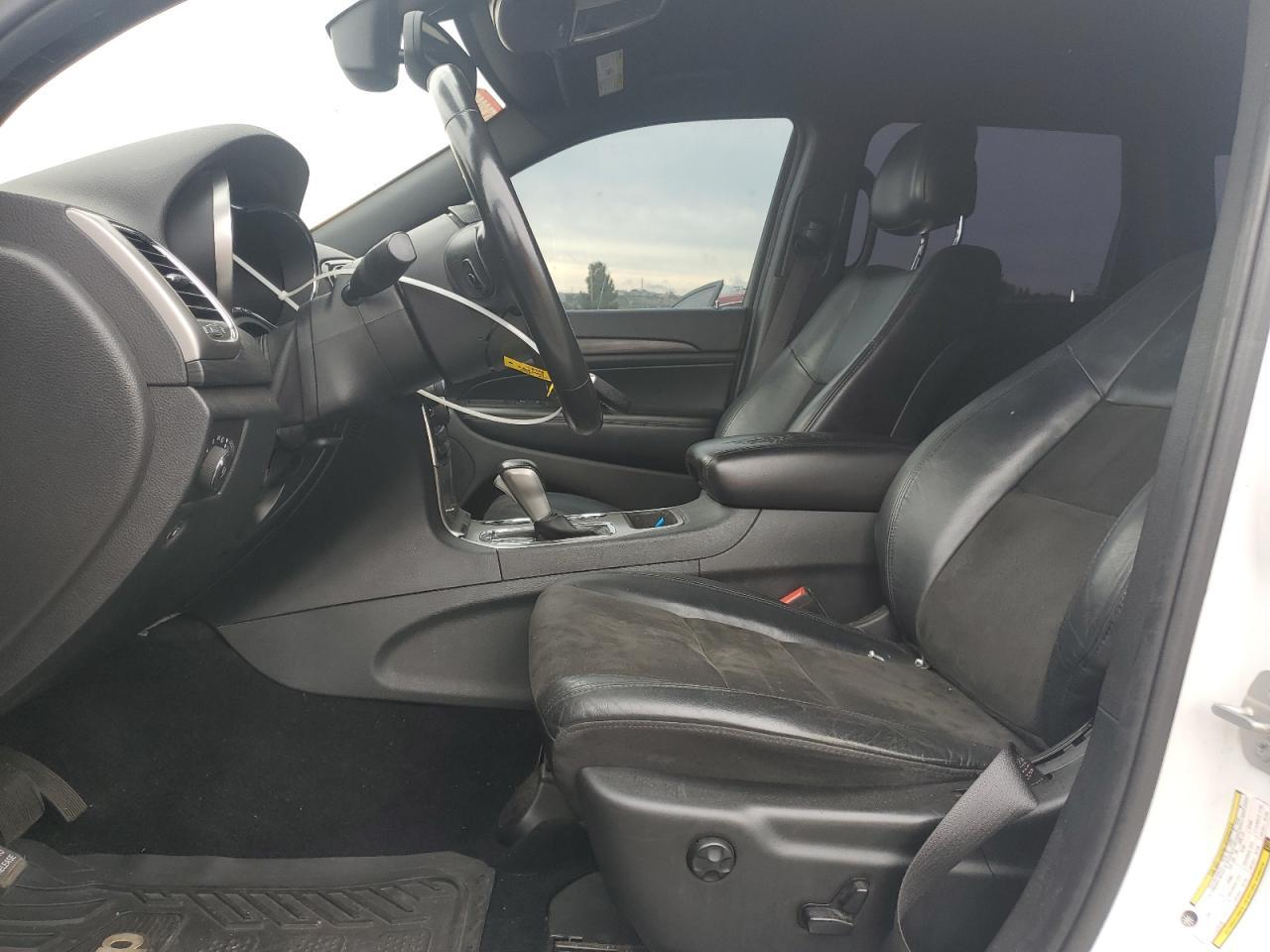 2019 Jeep Grand Cherokee Laredo - Image 7