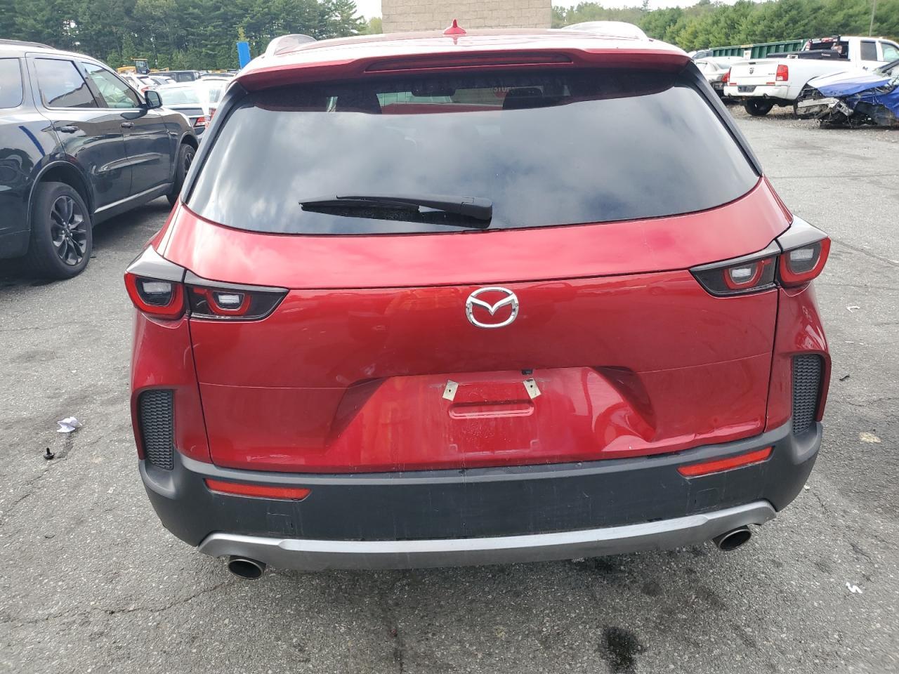 2024 Mazda Cx-50 Premium - Image 6