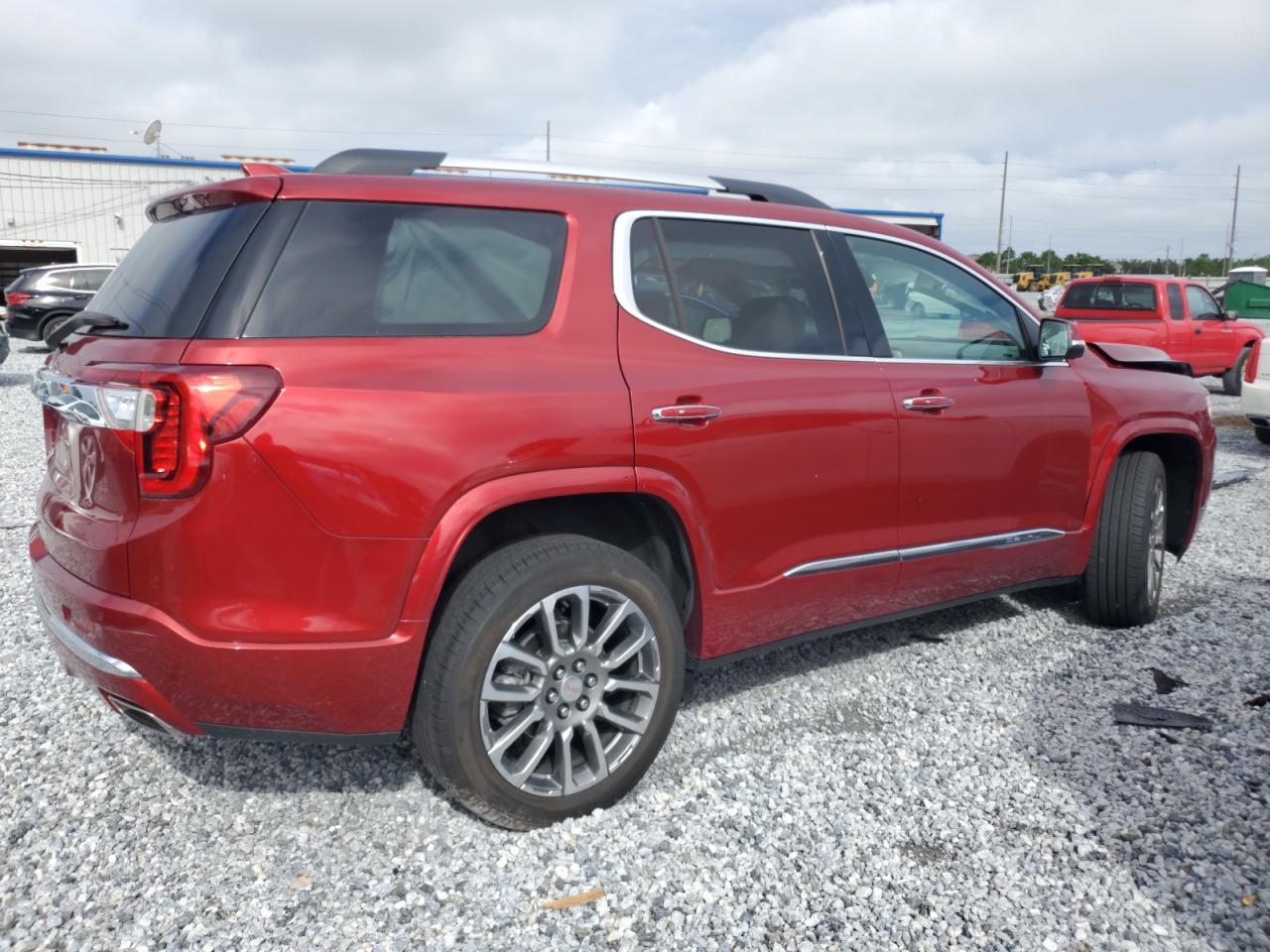 2023 GMC Acadia Denali - Фото 3