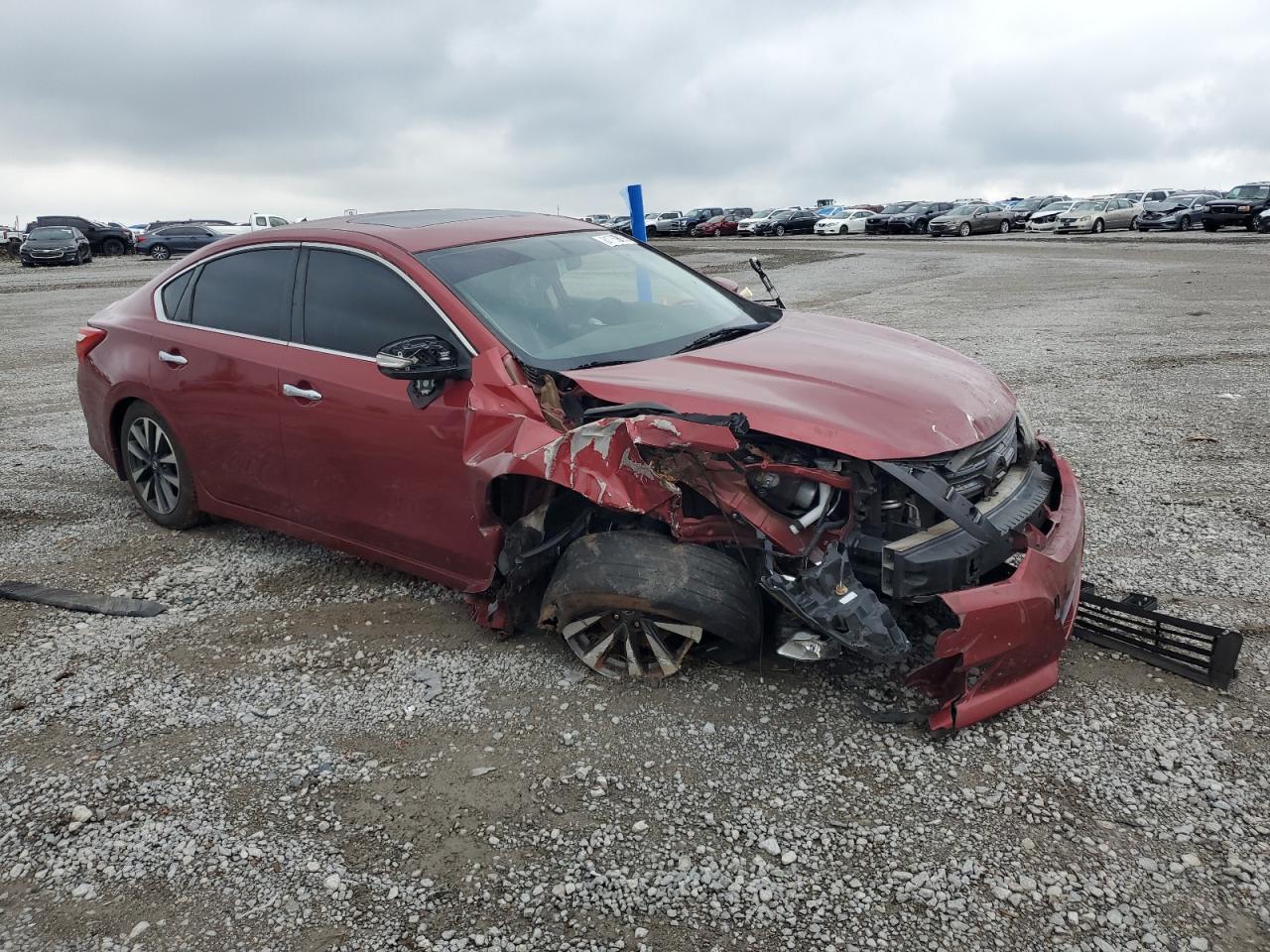2017 Nissan Altima 2.5 - Image 4