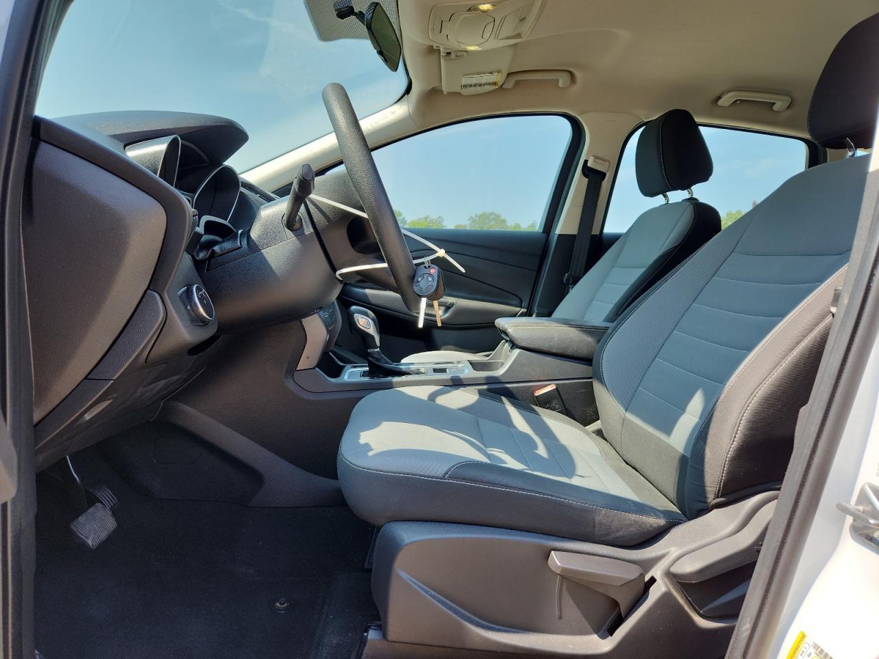 2017 Ford Escape S - Фото 7