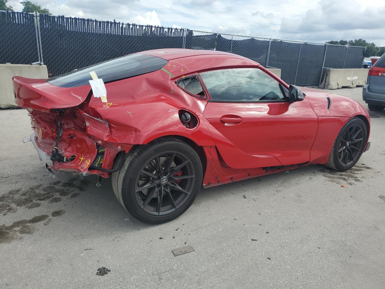 2023 Toyota Supra Base - Фото 3