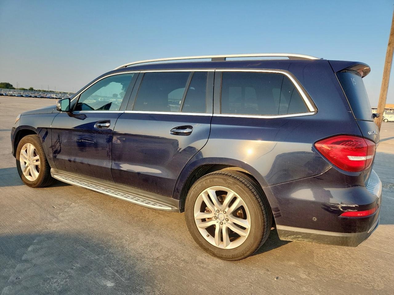 2017 Mercedes-Benz Gls 450 4Matic - Image 2