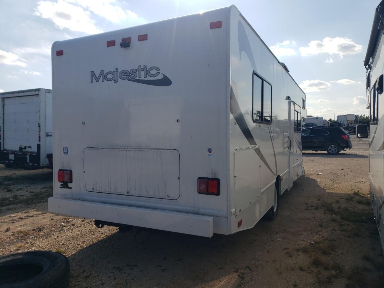 2018 Ford Econoline E450 Super Duty Cutaway Van - Фото 4