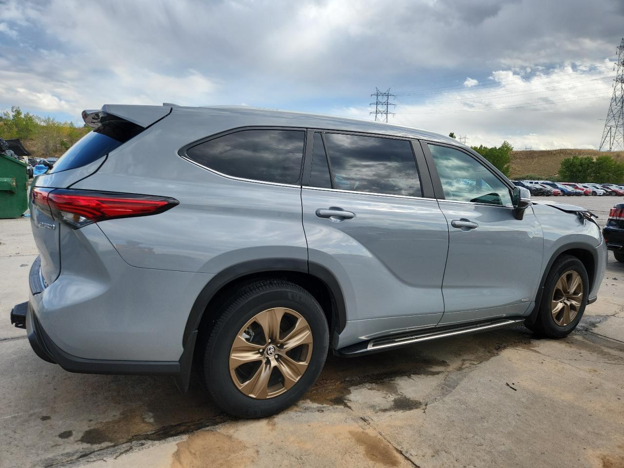 2023 Toyota Highlander Hybrid Bronze Edition - Фото 3