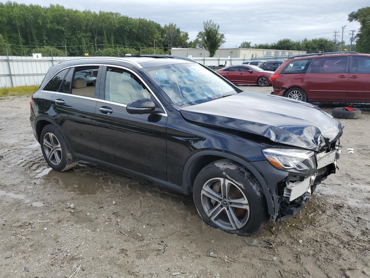 2018 Mercedes-Benz Glc 300 4Matic - Image 4