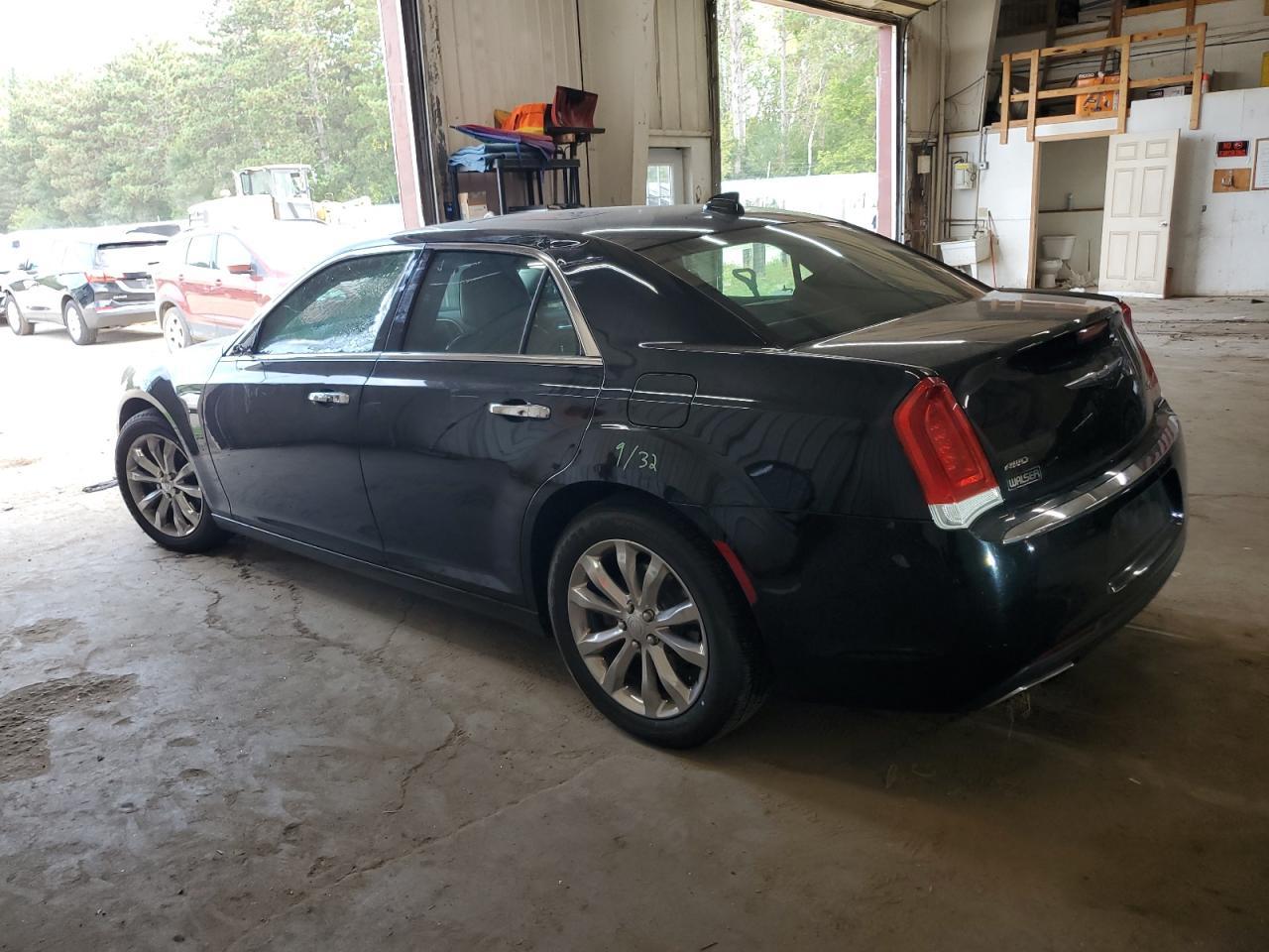 2017 Chrysler 300C - Image 2