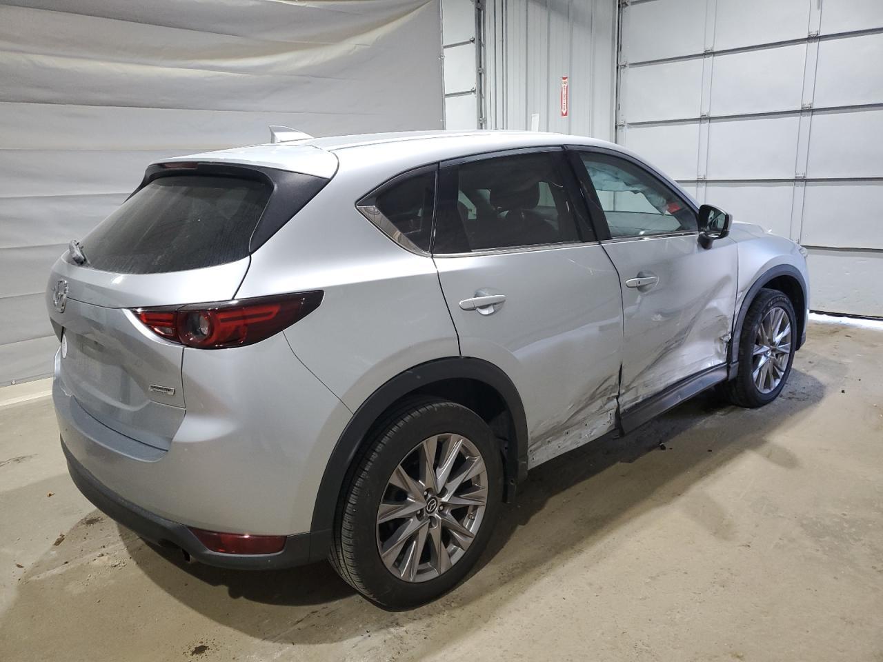 2019 Mazda Cx-5 Grand Touring Reserve - Image 3