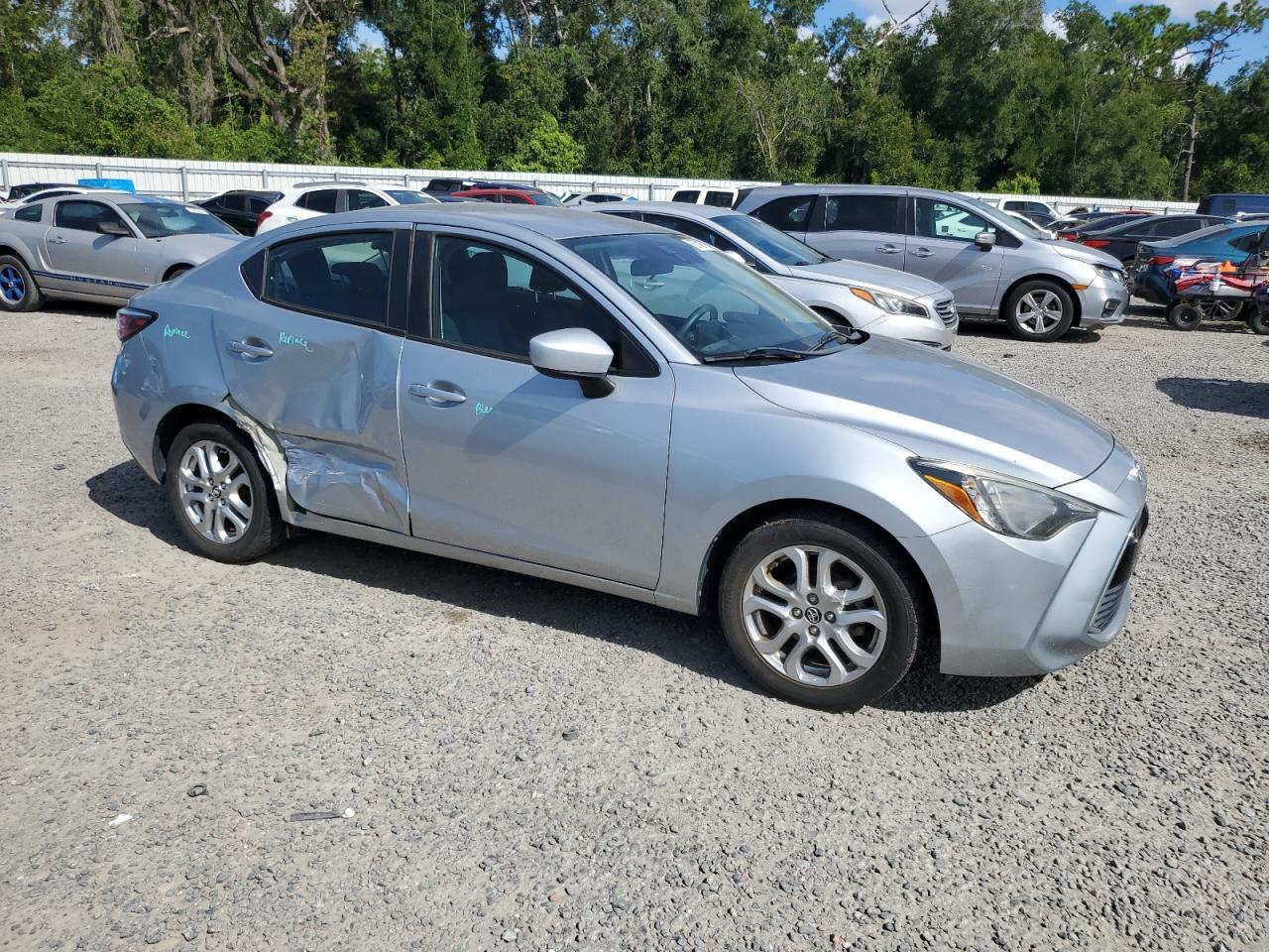 2018 Toyota Yaris Ia - Image 4