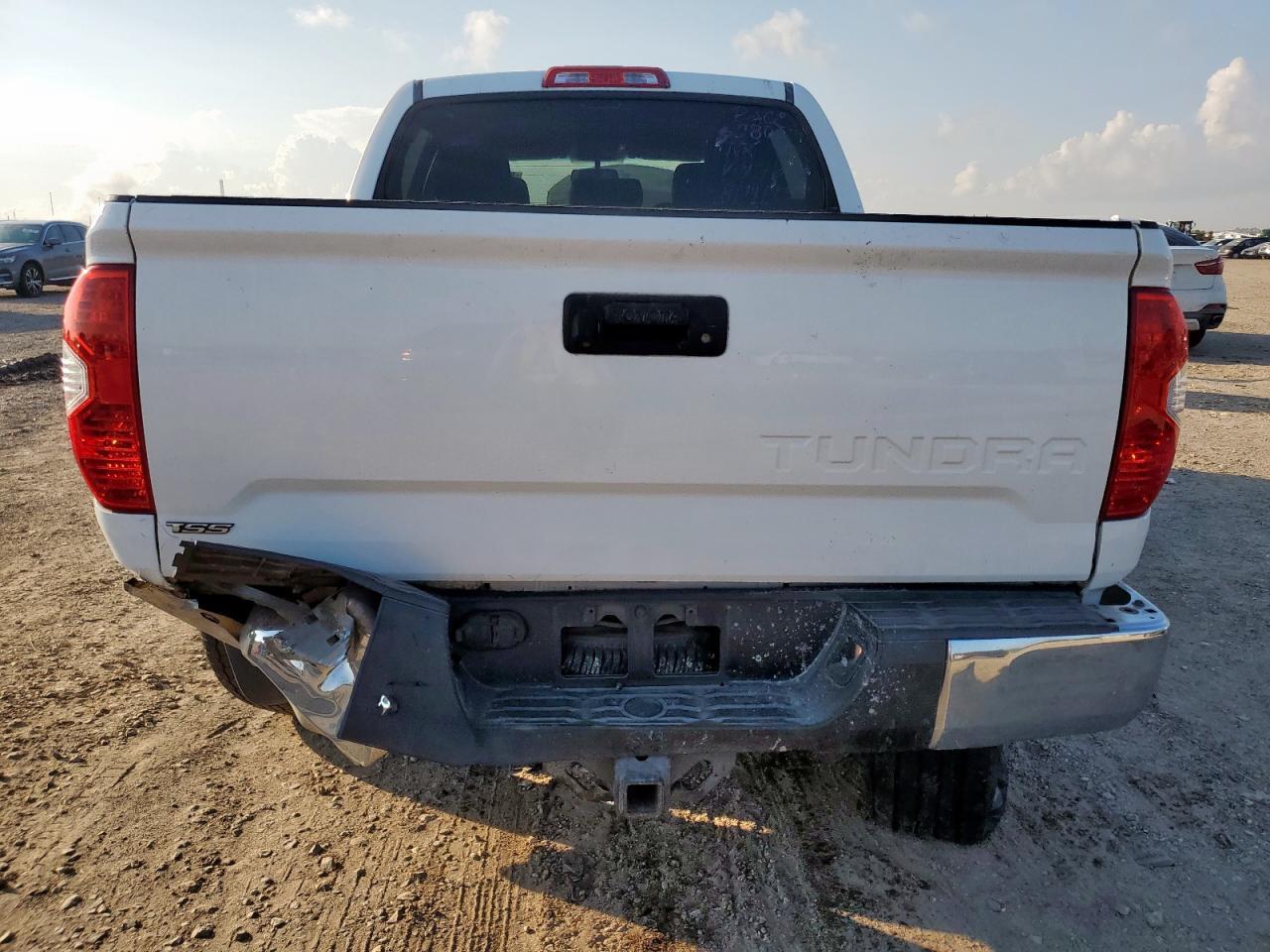2014 Toyota Tundra Crewmax Sr5 - Фото 6