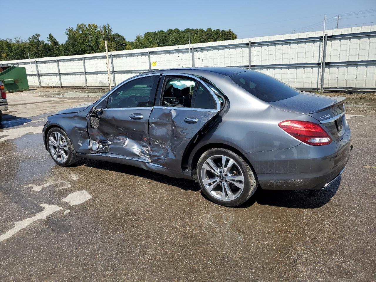 2018 Mercedes-Benz C 300 - Фото 2