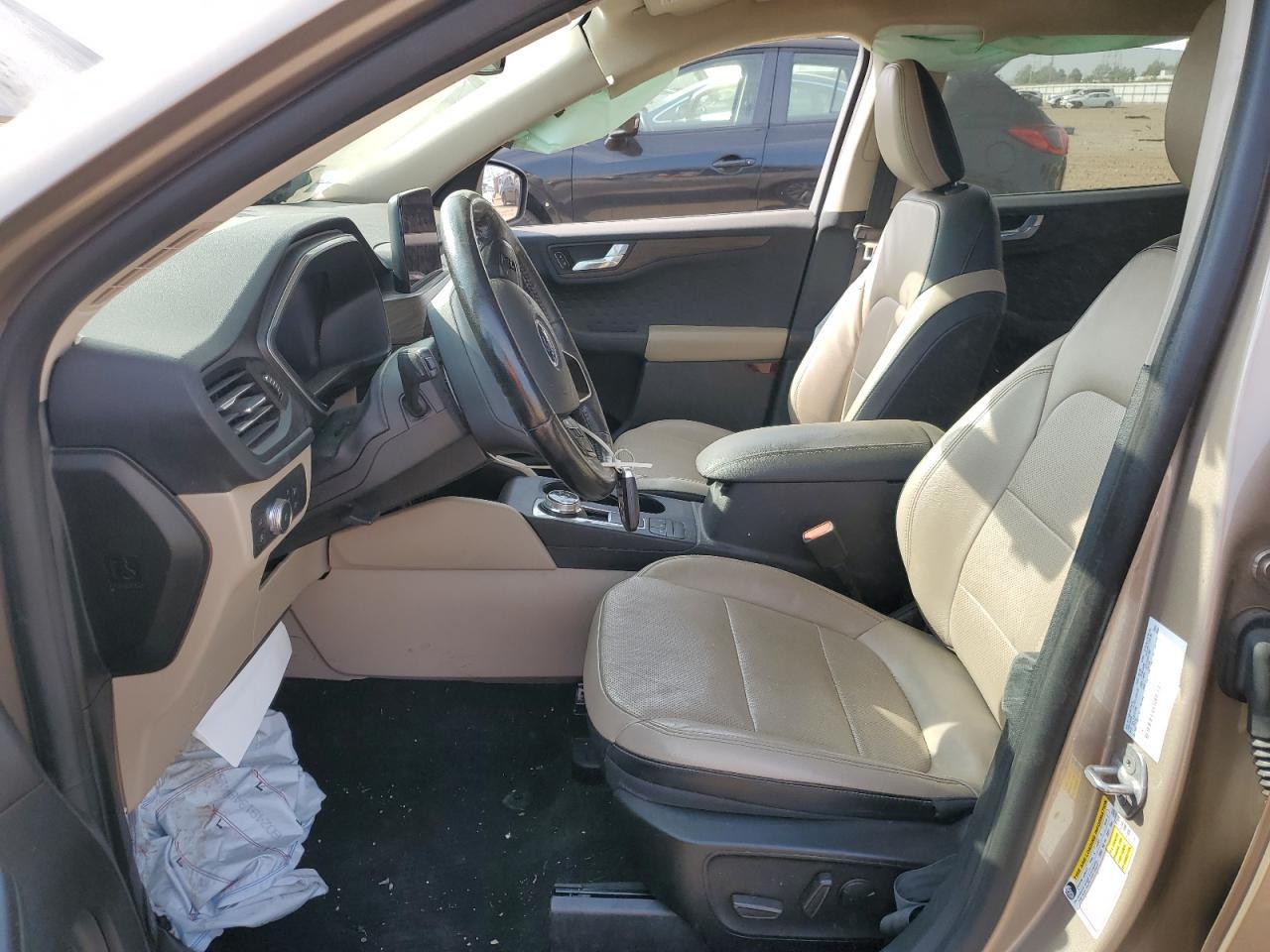 2020 Ford Escape Titanium - Image 7