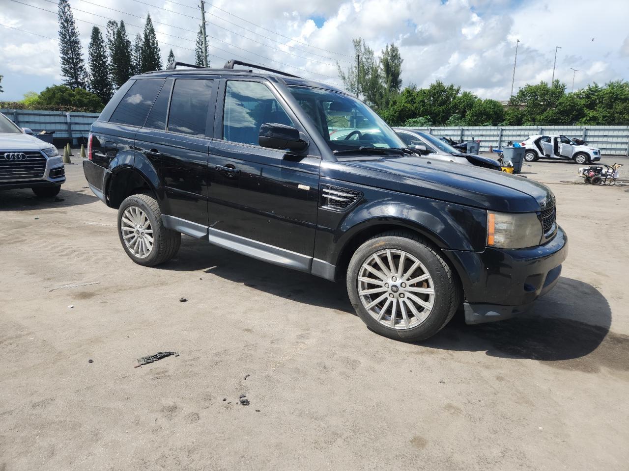 2013 Land Rover Range Rover Sport Hse - Image 4