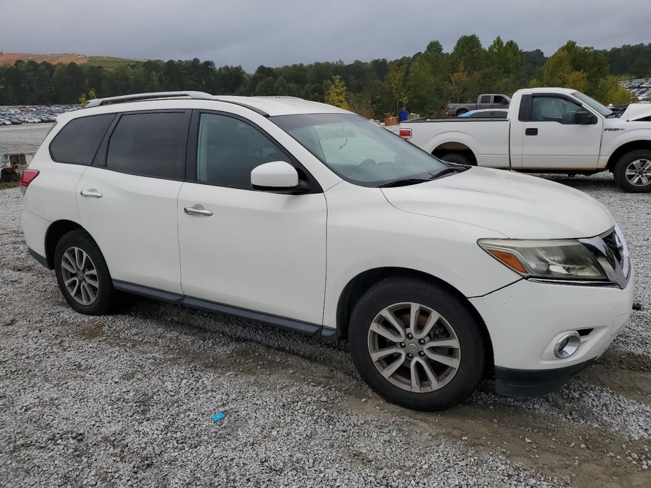 2016 Nissan Pathfinder S - Фото 4