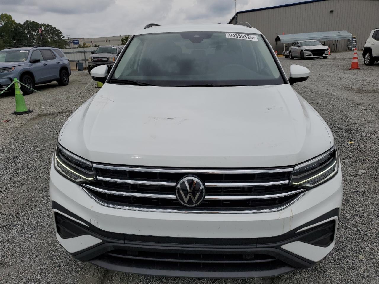 2024 Volkswagen Tiguan S - Фото 5