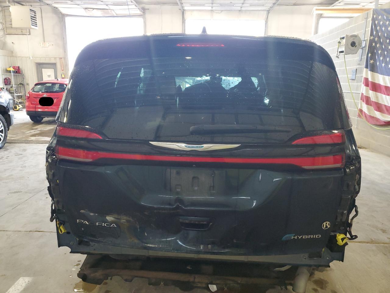 2021 Chrysler Pacifica Hybrid Limited - Фото 6