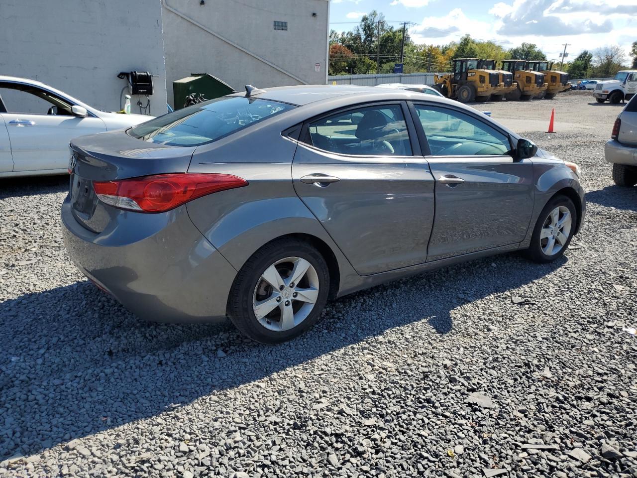 2011 Hyundai Elantra Gls - Фото 3