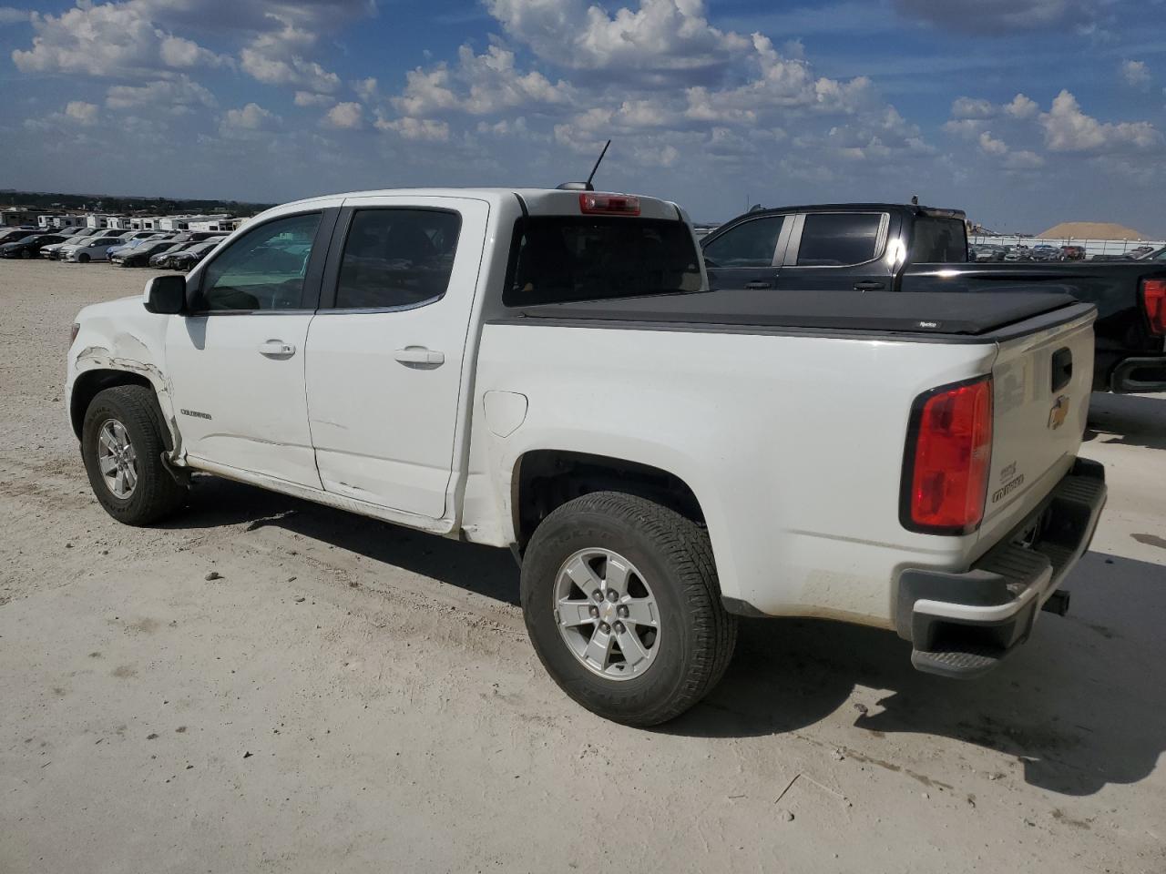 2016 Chevrolet Colorado - Фото 2