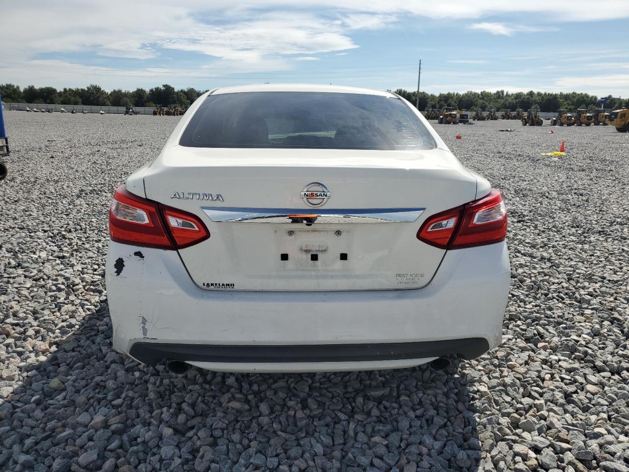 2016 Nissan Altima 2.5 - Фото 6