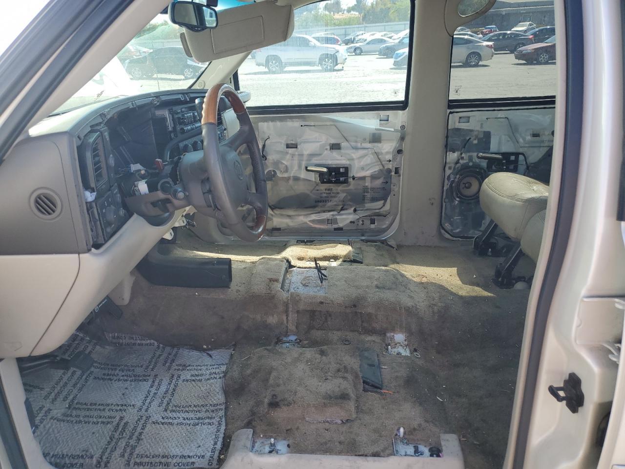 2002 Cadillac Escalade Ext - Image 7