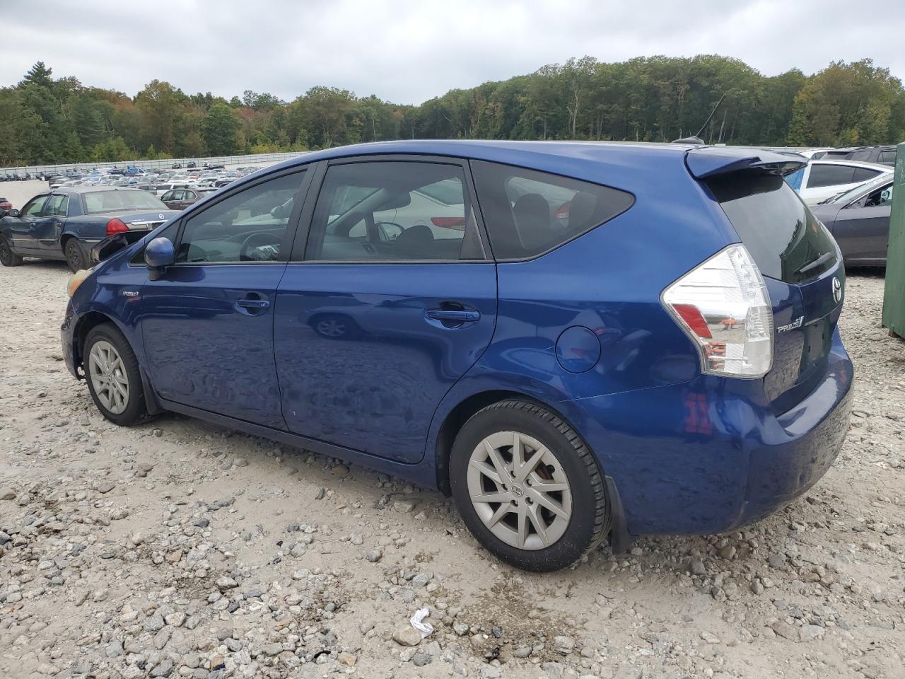 2012 Toyota Prius V - Фото 2