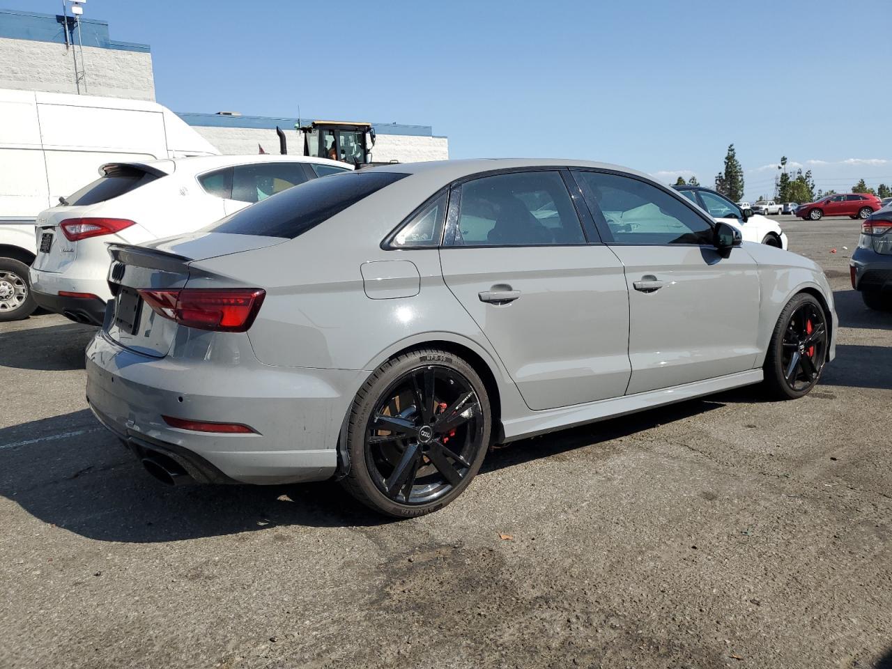 2020 Audi Rs3 - Фото 3