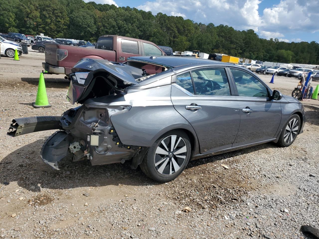 2021 Nissan Altima Sv - Image 3