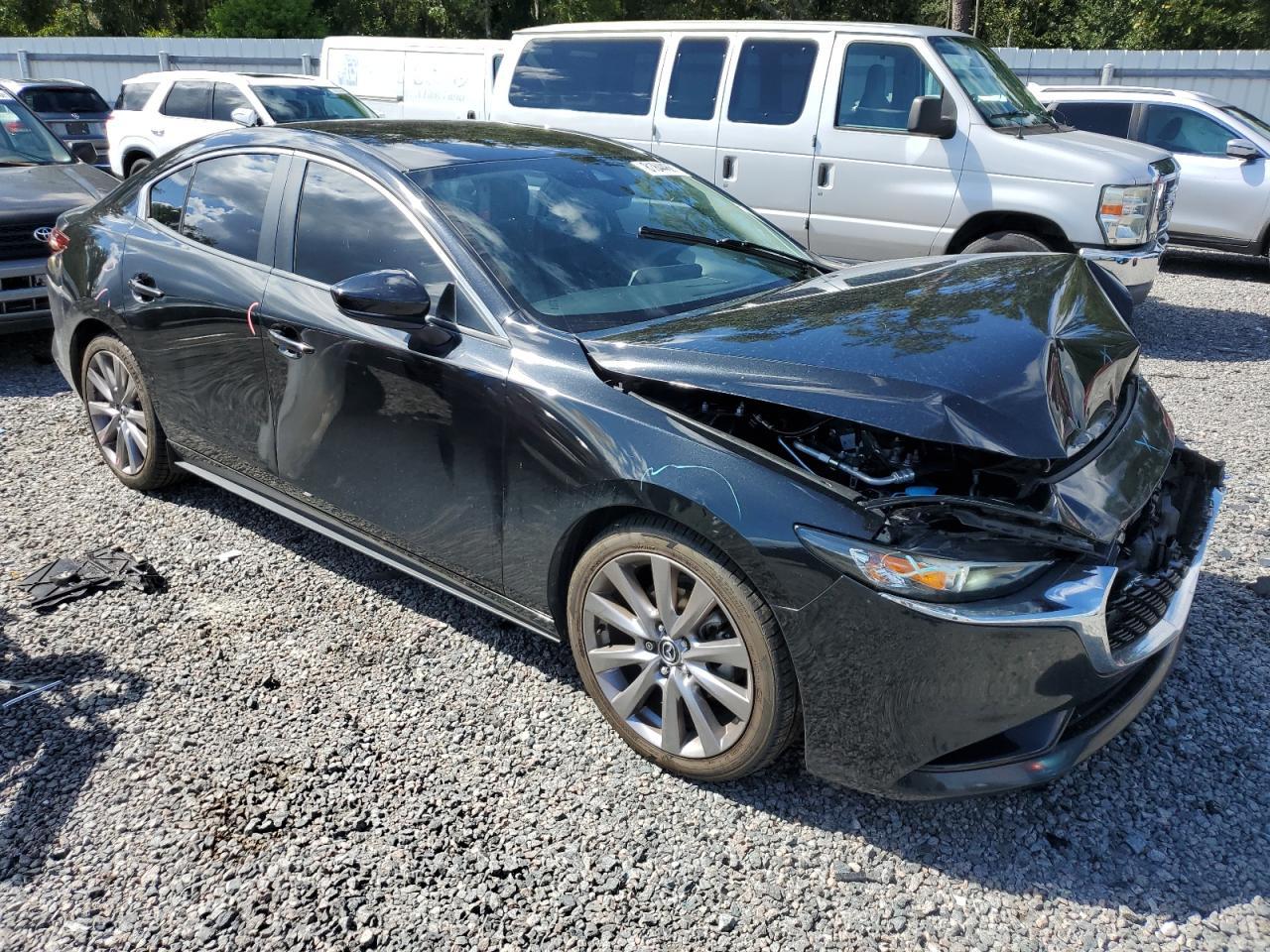 2019 Mazda 3 Preferred Plus - Image 4