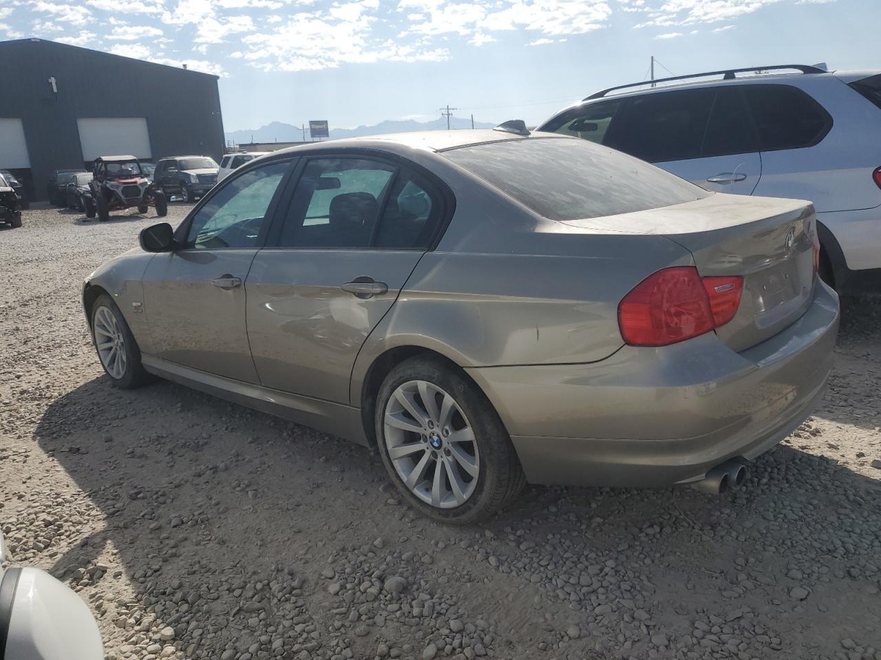 2011 BMW 328 Xi - Фото 2