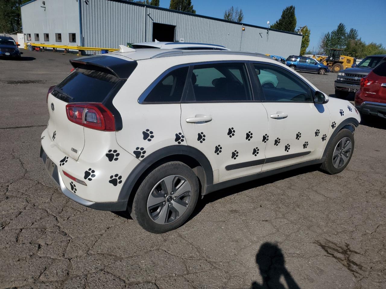 2019 Kia Niro Ex - Image 3