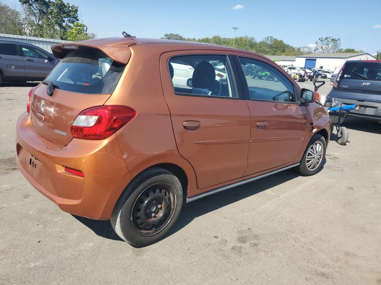 2017 Mitsubishi Mirage Es - Image 3