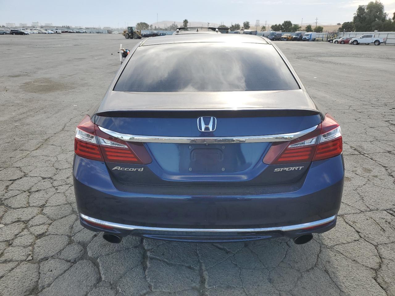 2017 Honda Accord Sport - Фото 6