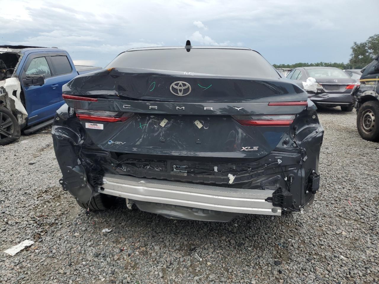 2025 Toyota Camry Xse - Фото 6