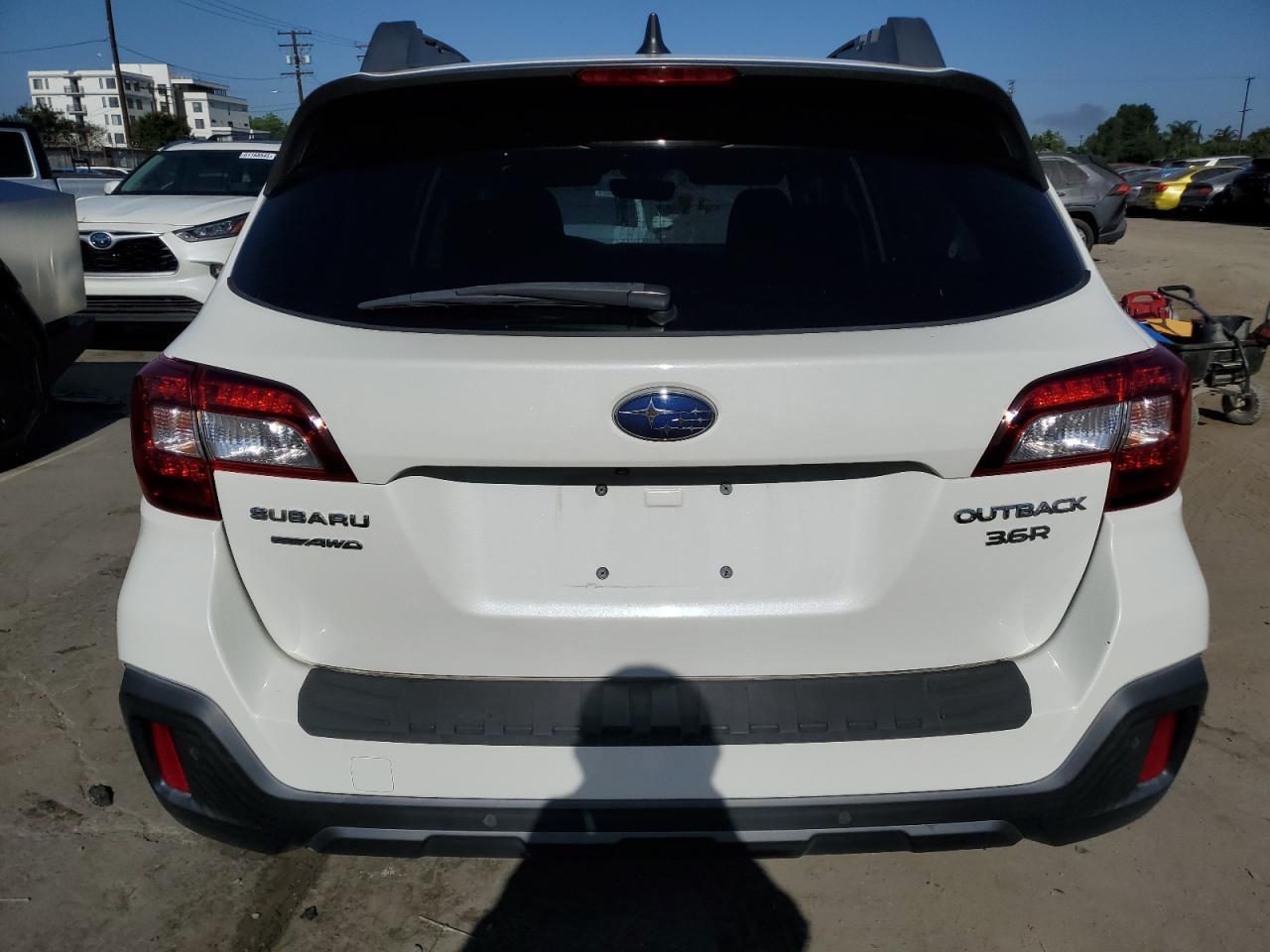 2019 Subaru Outback 3.6R Limited - Image 6
