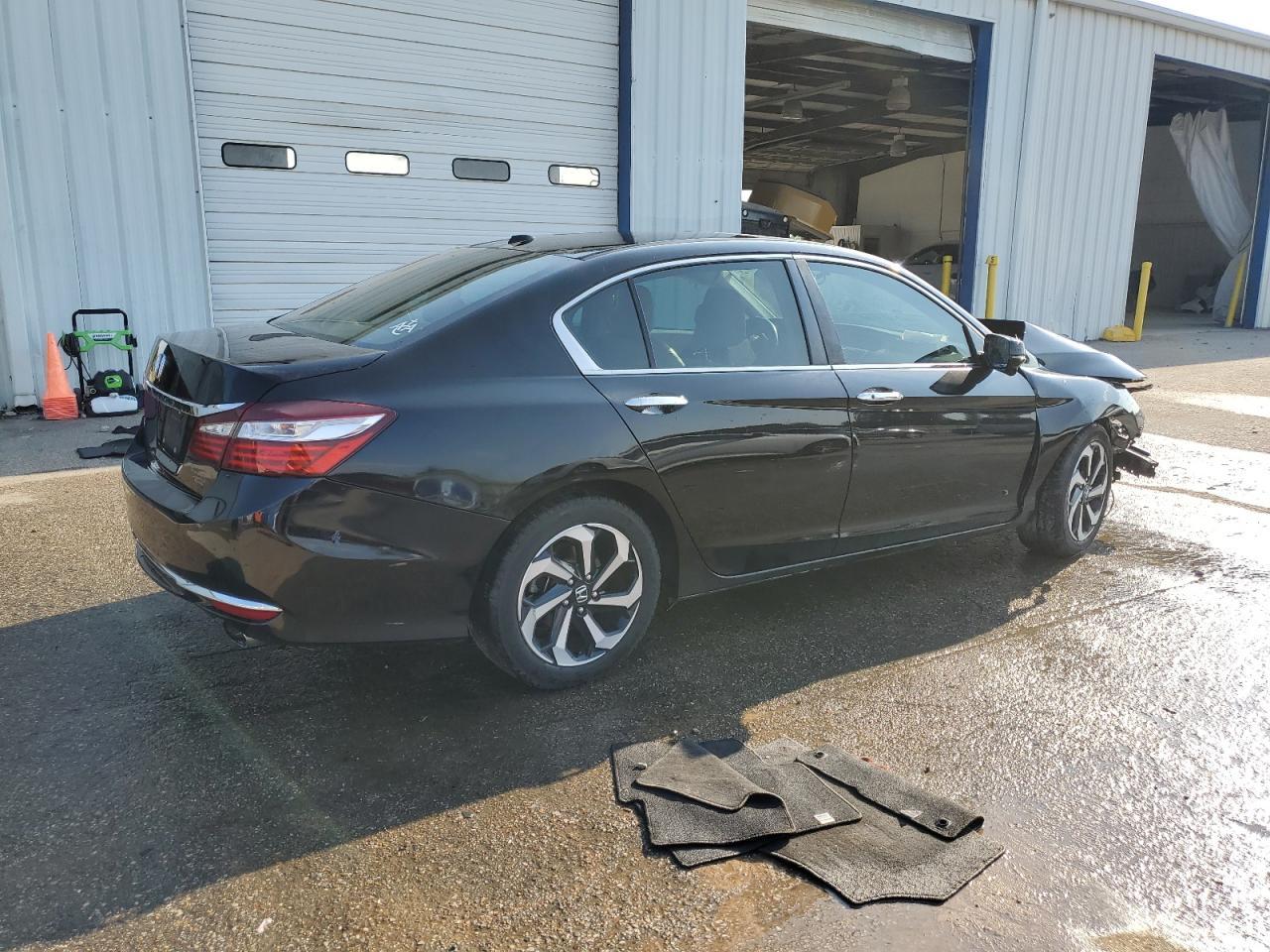 2017 Honda Accord Exl - Image 3