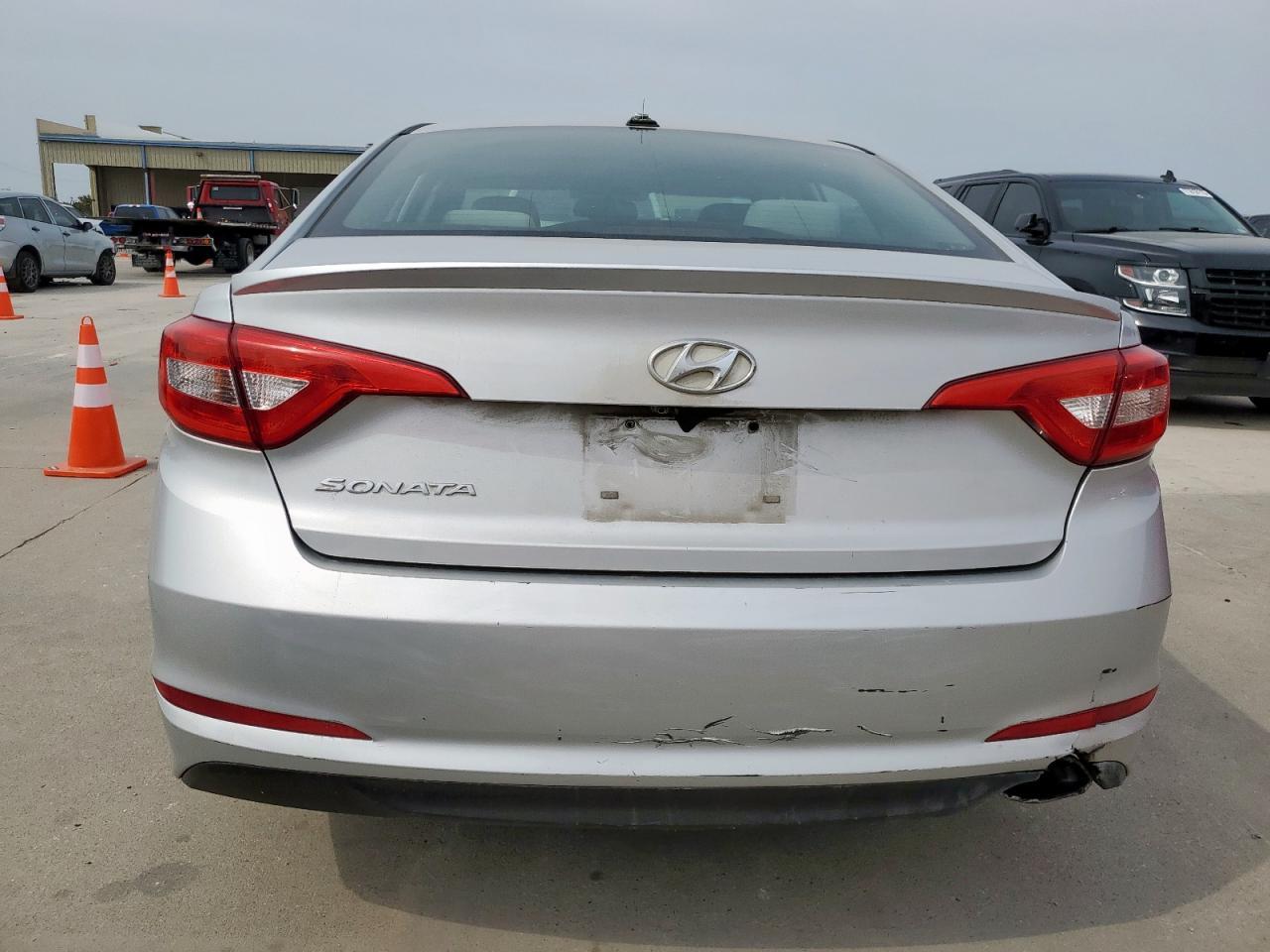 2016 Hyundai Sonata Se - Image 6