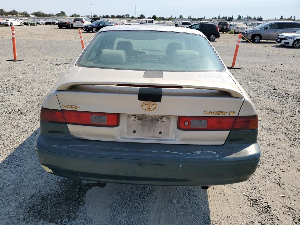 1997 Toyota Camry Ce - Image 6