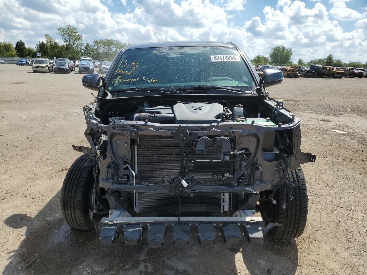 2017 Toyota Tacoma Double Cab - Image 5