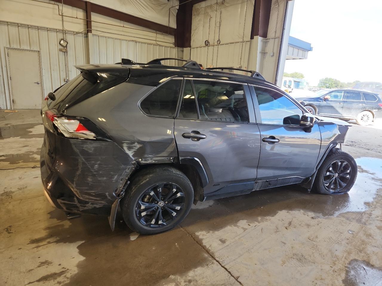 2024 Toyota Rav4 Xse - Image 3