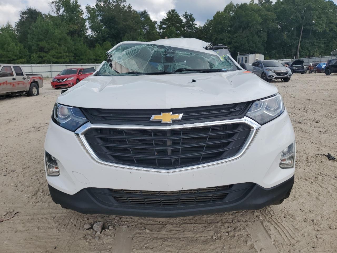 2020 Chevrolet Equinox Ls - Image 5