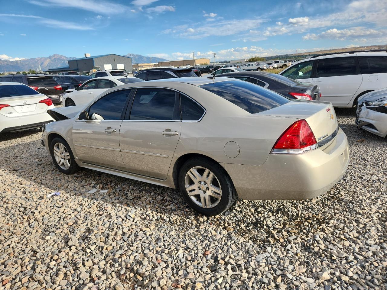 2010 Chevrolet Impala Lt - Image 2