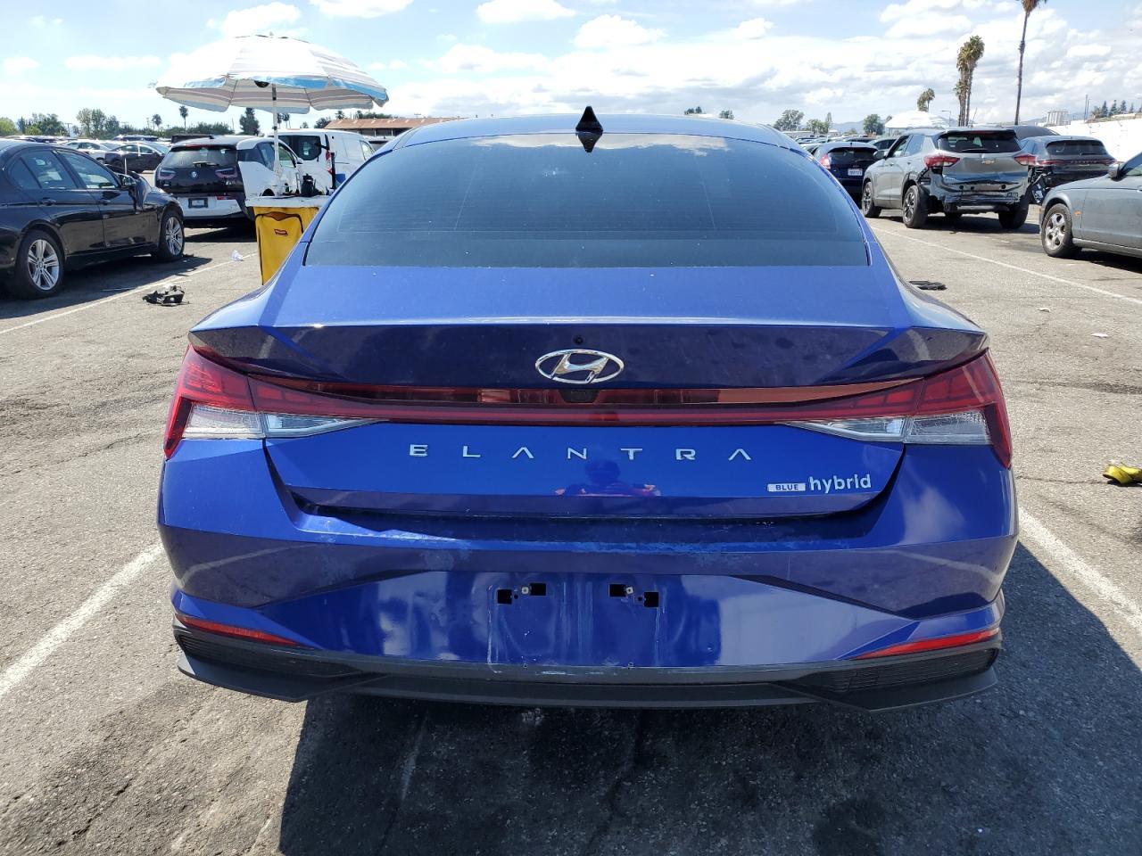 2023 Hyundai Elantra Blue - Фото 6