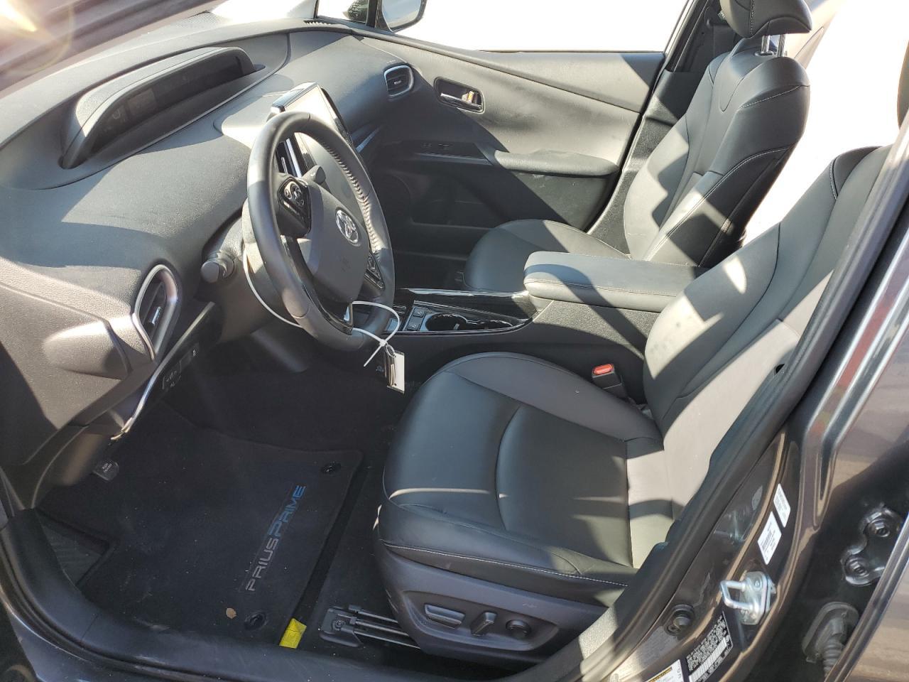 2020 Toyota Prius Prime Le - Фото 7