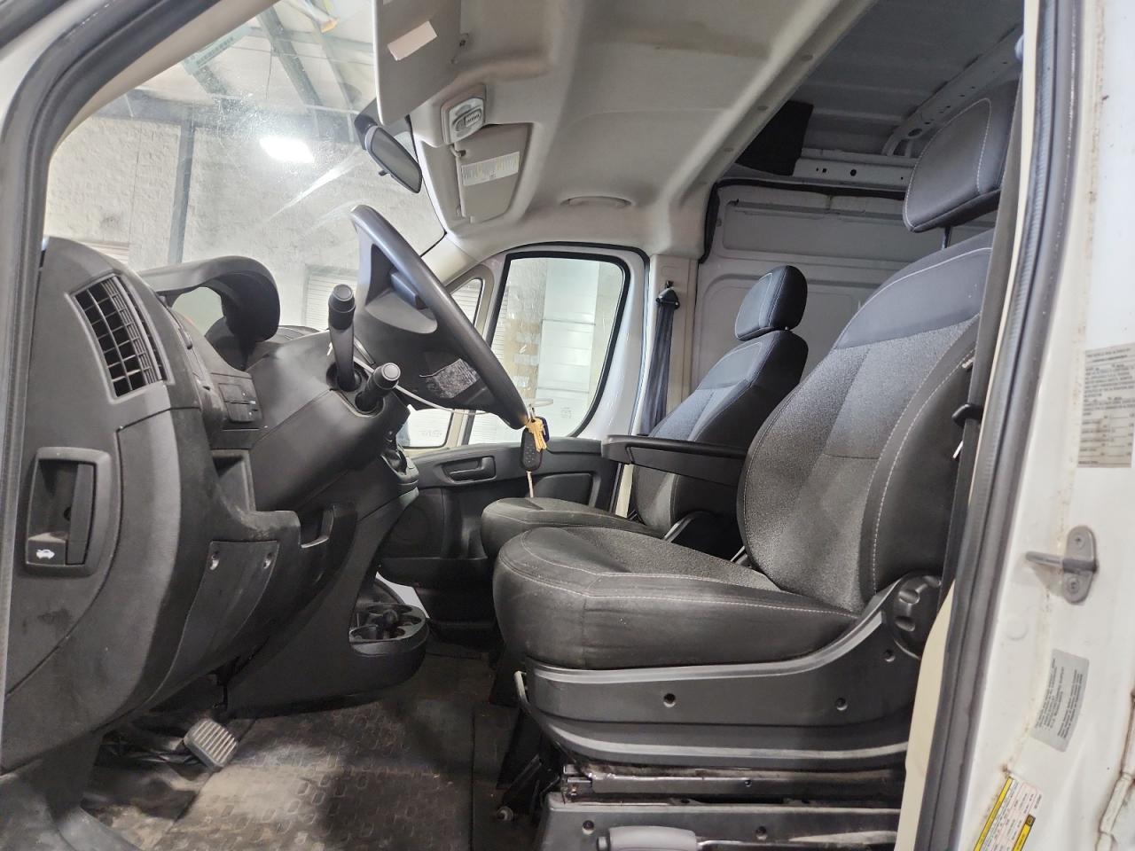 2016 Ram Promaster Cargo Van - Фото 7