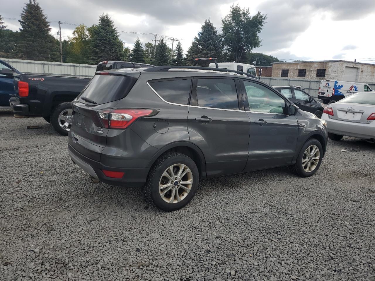 2017 Ford Escape Se - Image 3