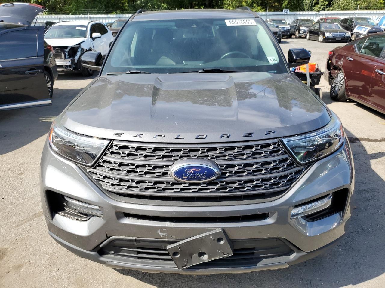 2023 Ford Explorer Xlt - Image 5