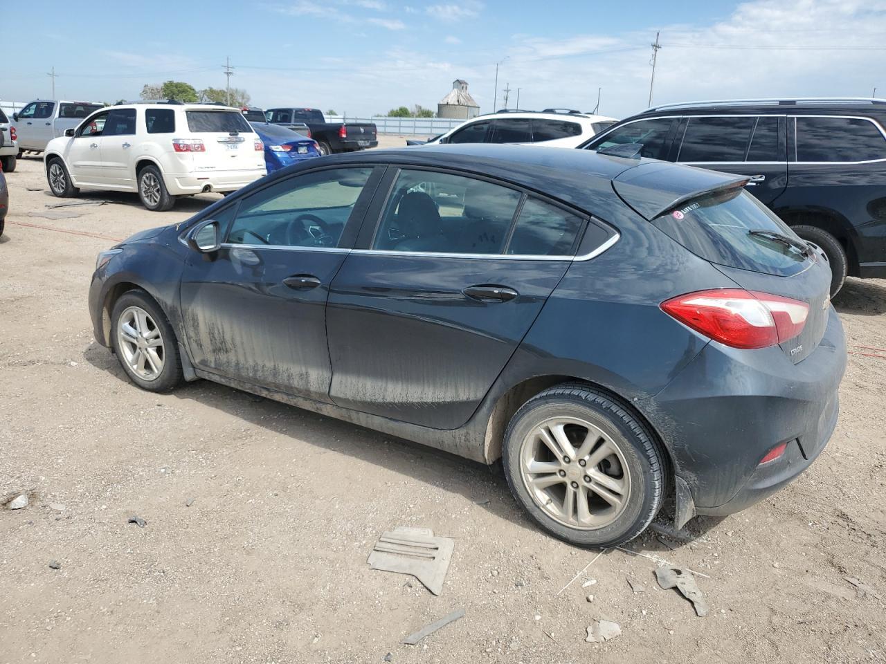 2025 Chevrolet Cruze Lt - Image 2