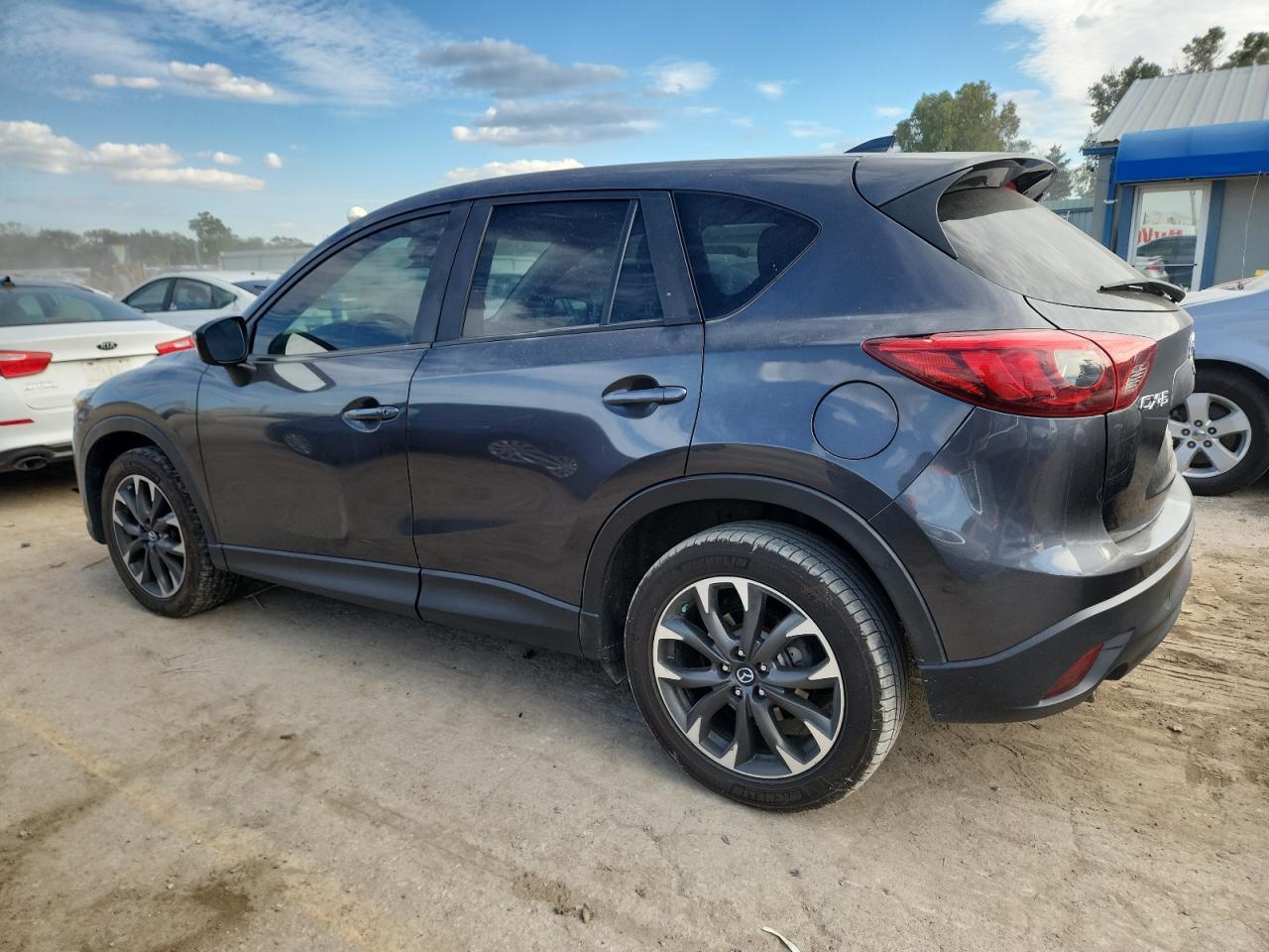 2016 Mazda Cx-5 Gt - Image 2