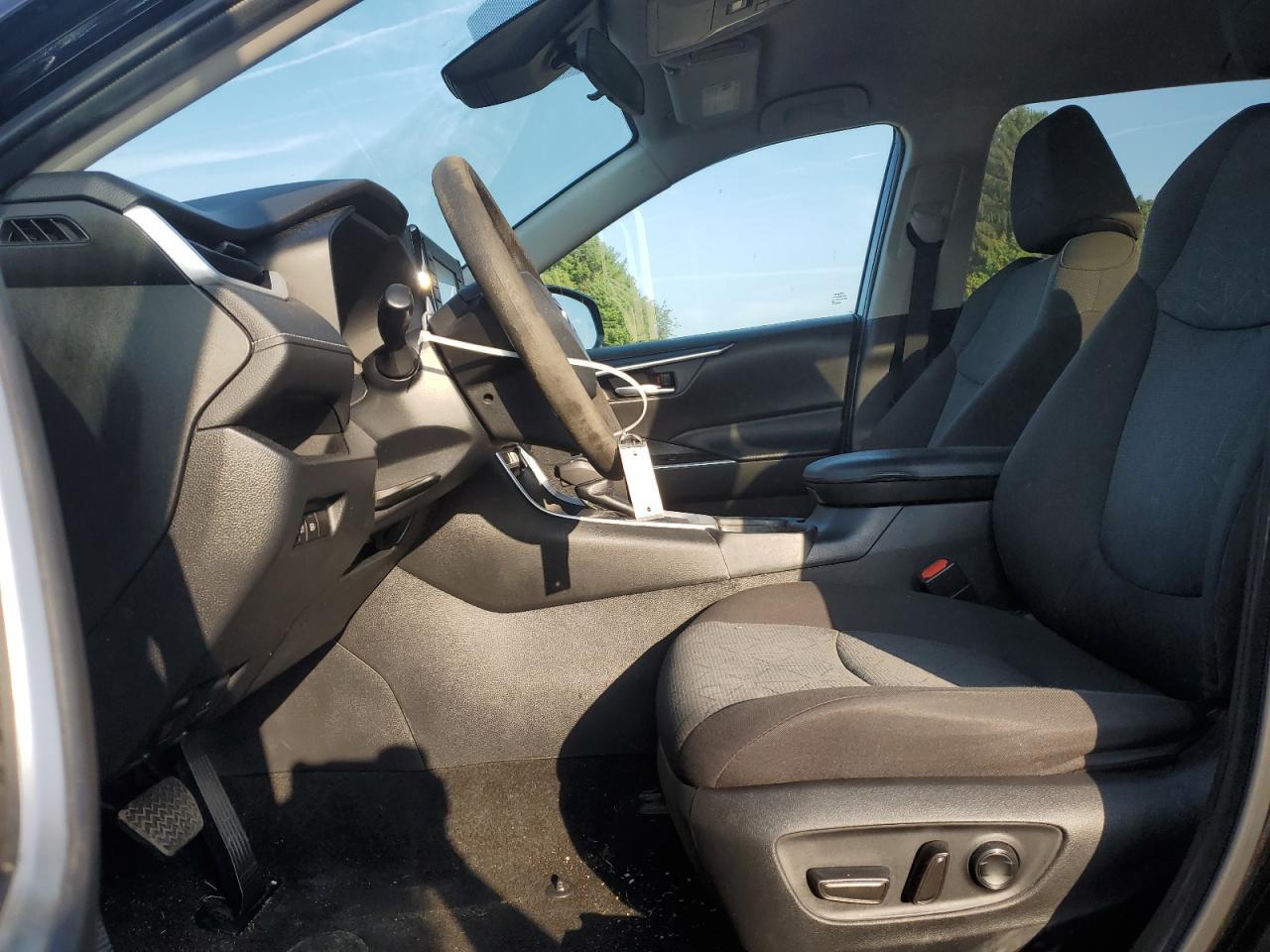 2022 Toyota Rav4 Xle - Image 7