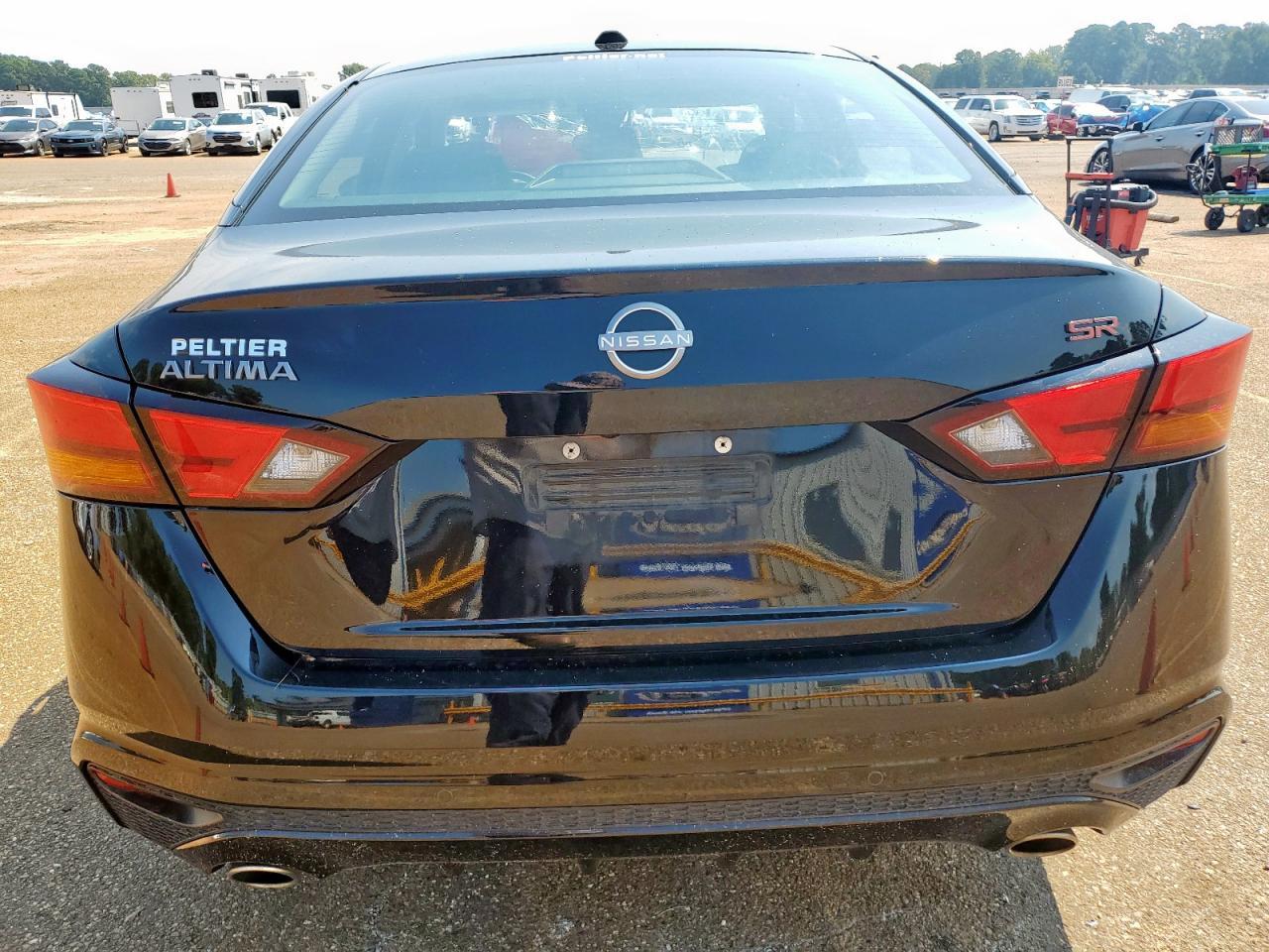 2024 Nissan Altima Sr - Image 6